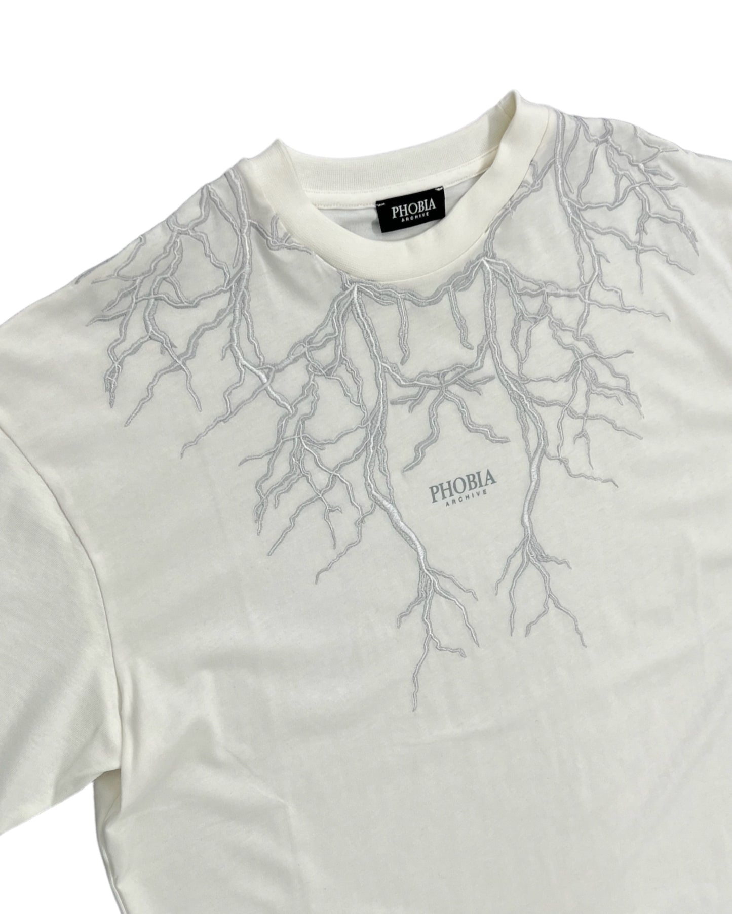 Phobia T-shirt con Fulmini Ricamati