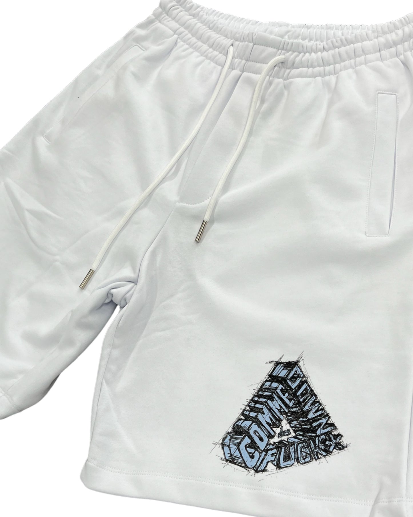 Comme des Fuckdown Bermuda Piramis Logo