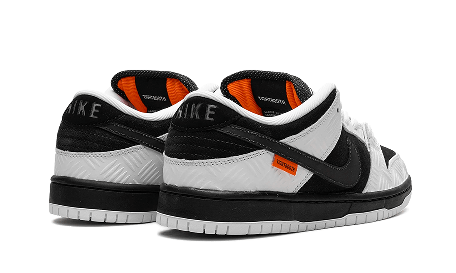 Nike SB Dunk Low Tightbooth