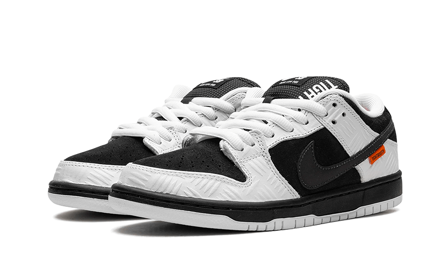 Nike SB Dunk Low Tightbooth
